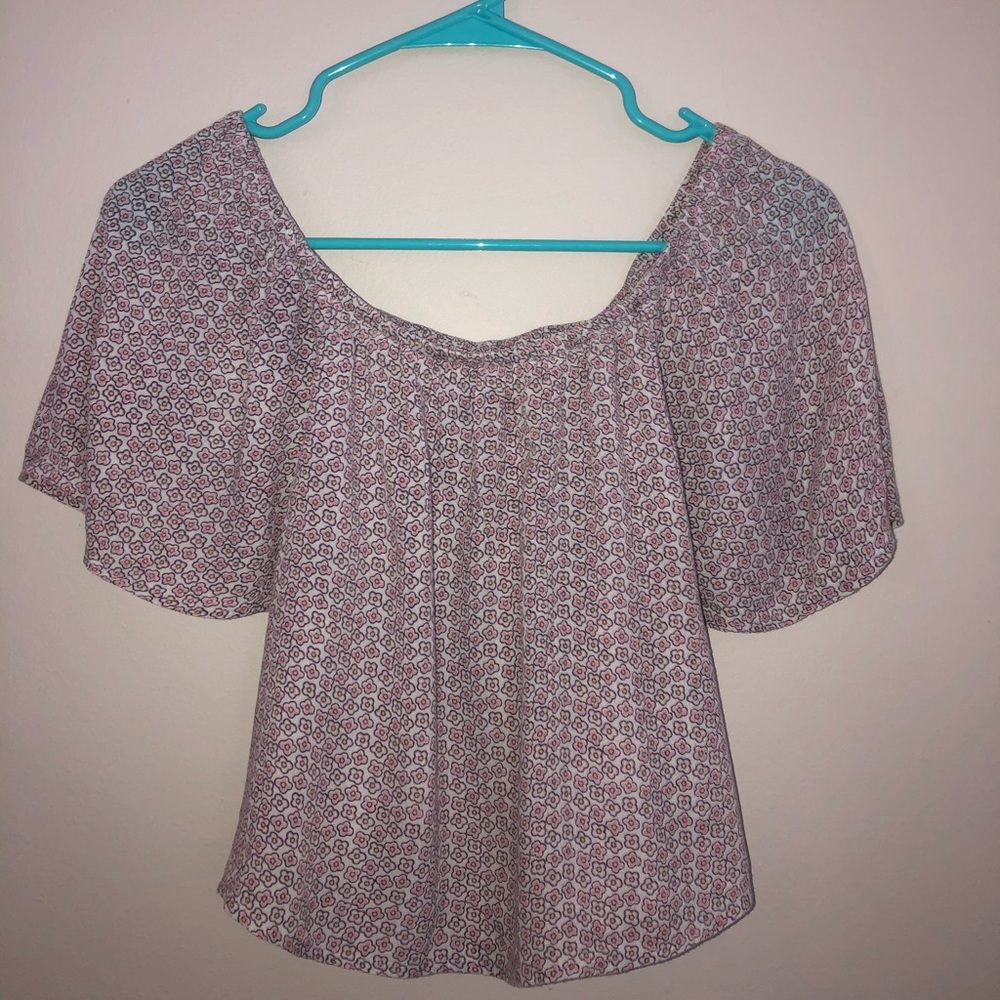 size 6 (but stretchy, can fit anyone)